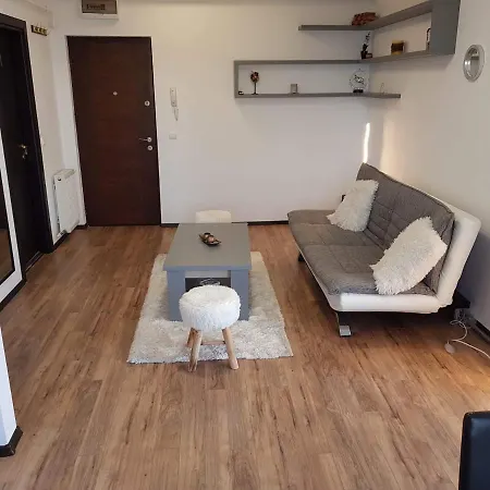 Gold Apartament Summerland
